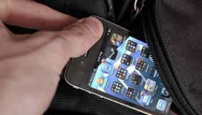 Հյուրը գողացել էր քնած տանտիրոջ բջջայինը